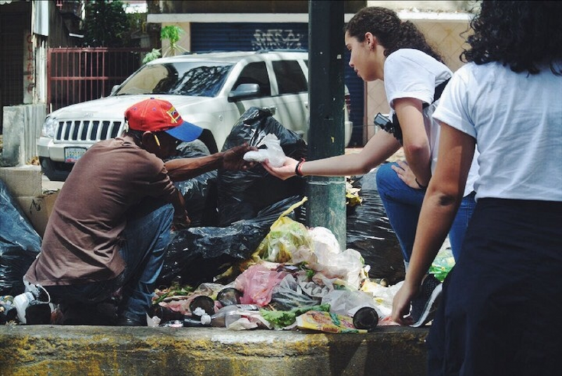 Una nuova generazione si impegna per i più bisognosi in Venezuela