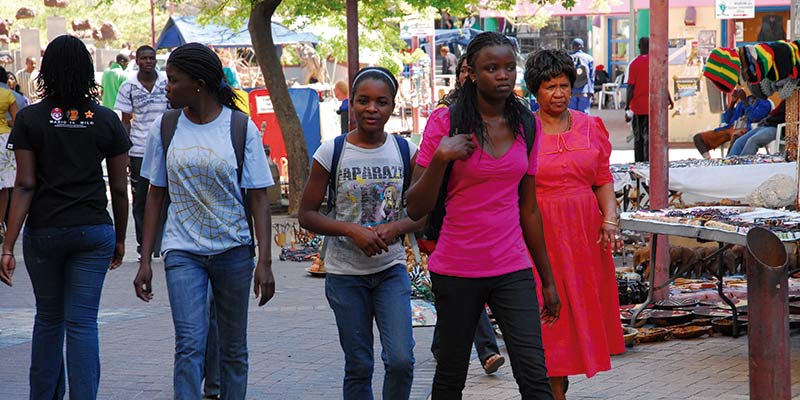 Les femmes en Afrique : problèmes et défis auxquels elles sont confrontées