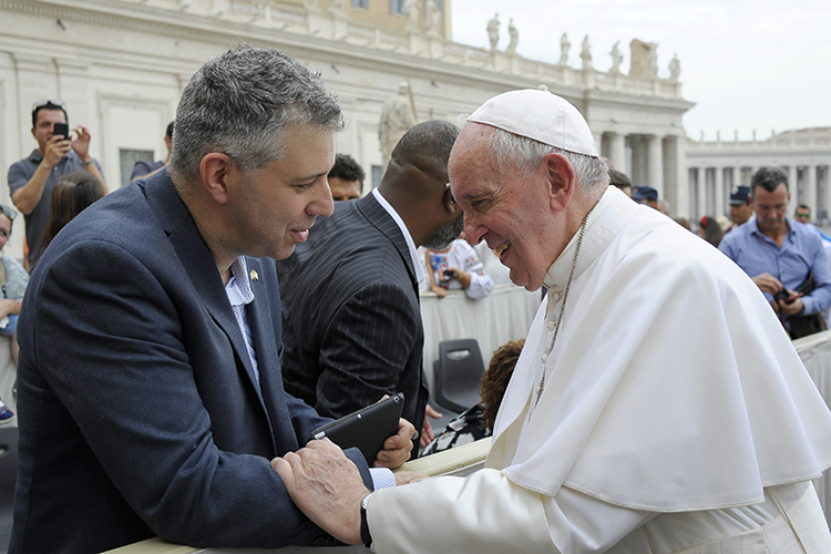 Civil cohabitation between homosexuals: what the Pope said and what he did not say