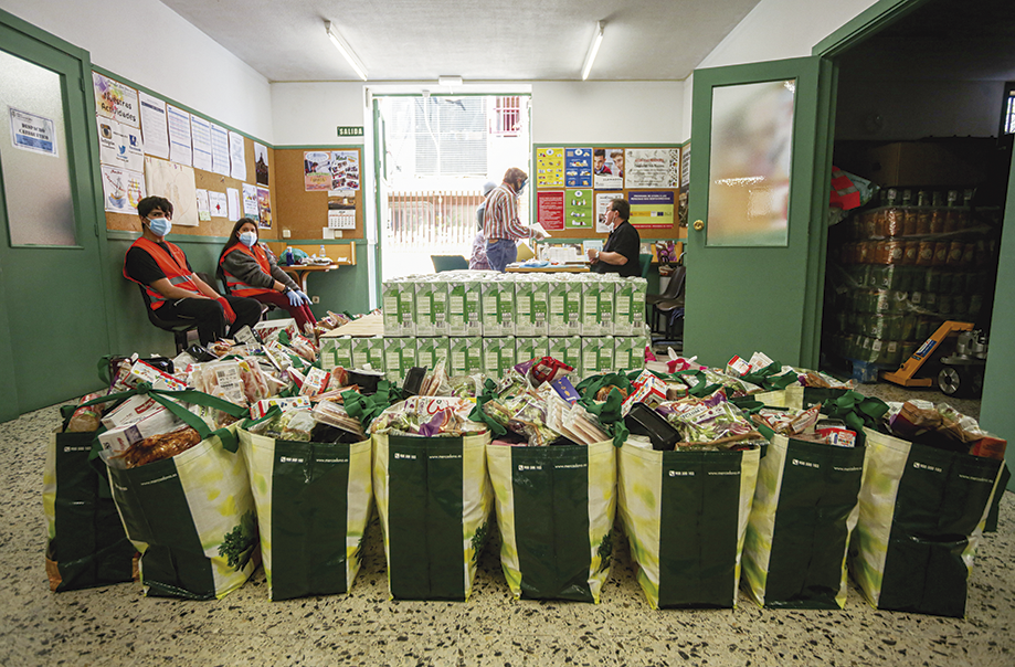 Les bénévoles de Caritas à Vallecas