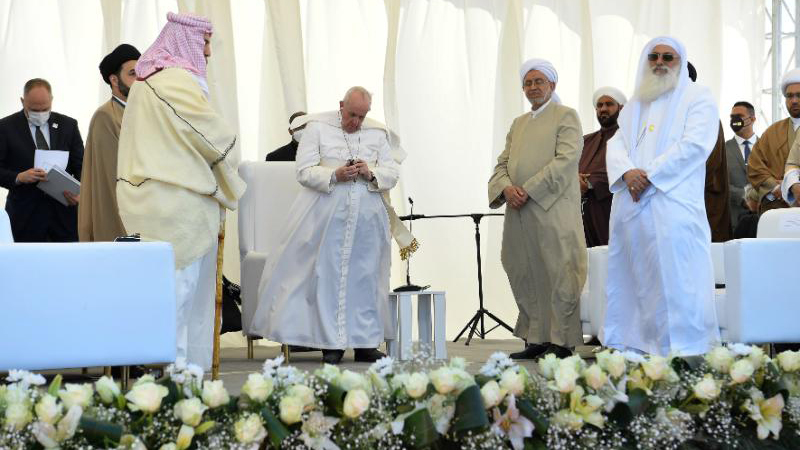 Rencontre historique du pape avec l'ayatollah chiite Al Sistani et d'autres chefs religieux