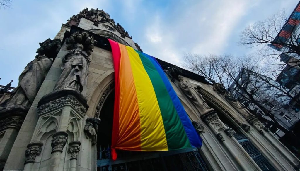 Bendiciones a uniones homosexuales en Alemania: ¿a quién interesaba?