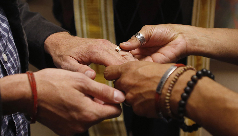 Bendecir parejas homosexuales, quizá sólo un “episodio”