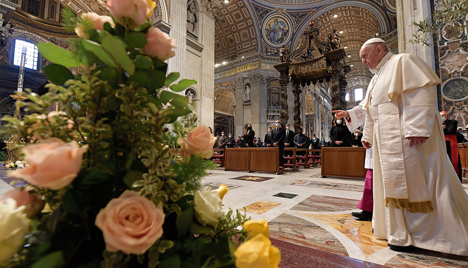 El Papa en marzo. Dejarse resucitar para ser testigos de la misericordia