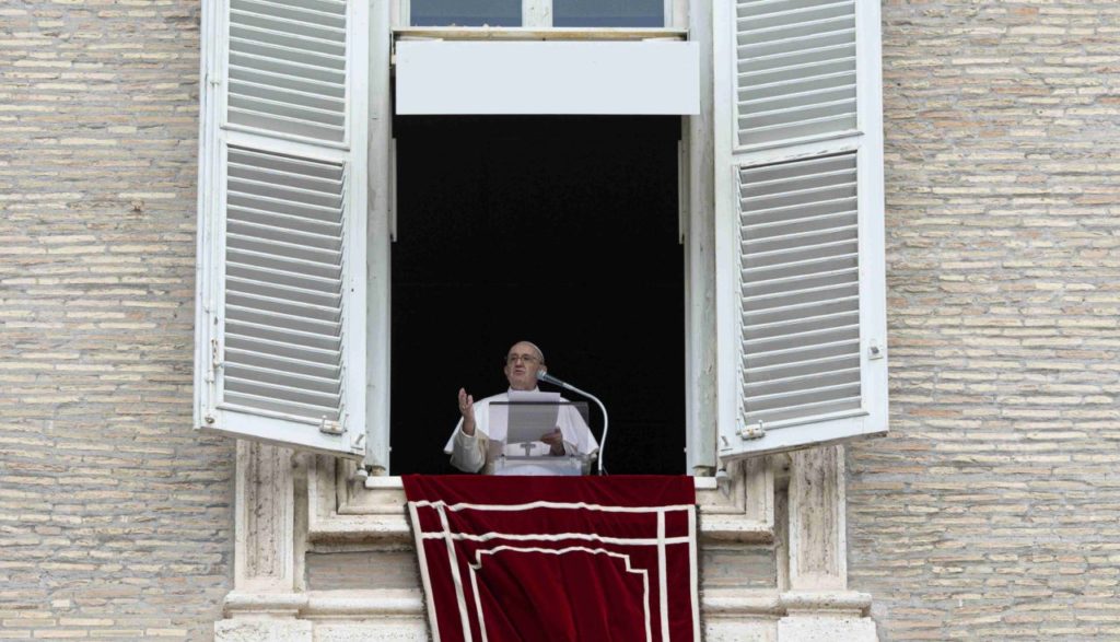 O Papa no Angelus: "A humildade é o segredo de Maria".