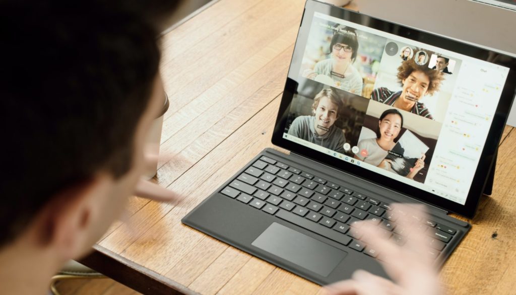 Teletrabalho, videoconferência, videochamadas