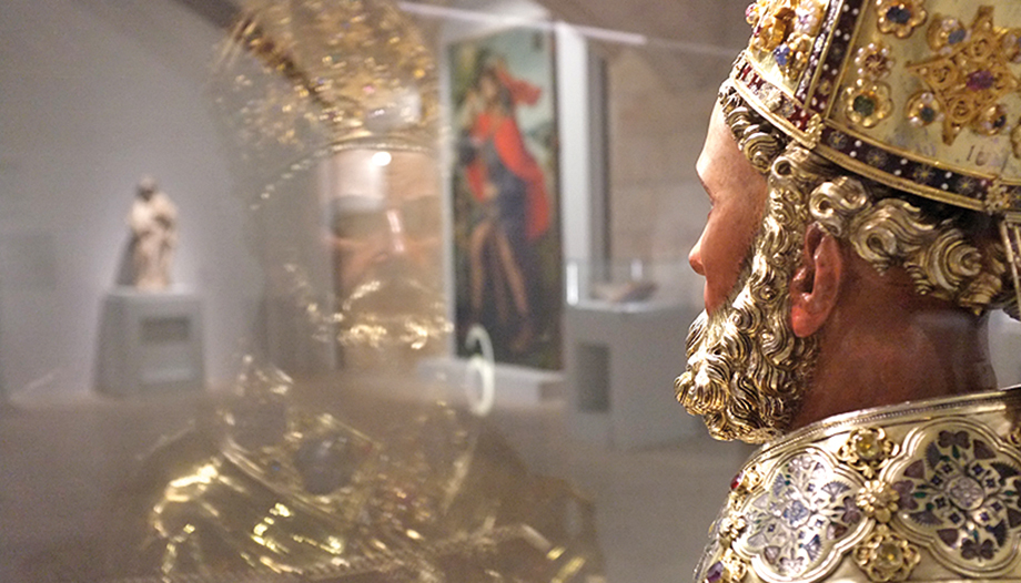 Lux, una metafora visiva della presenza divina nella Chiesa