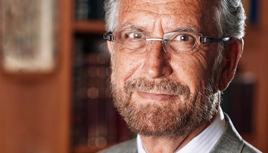 David Shlomo Rosen: "A religião não deve tornar-se uma entidade política".