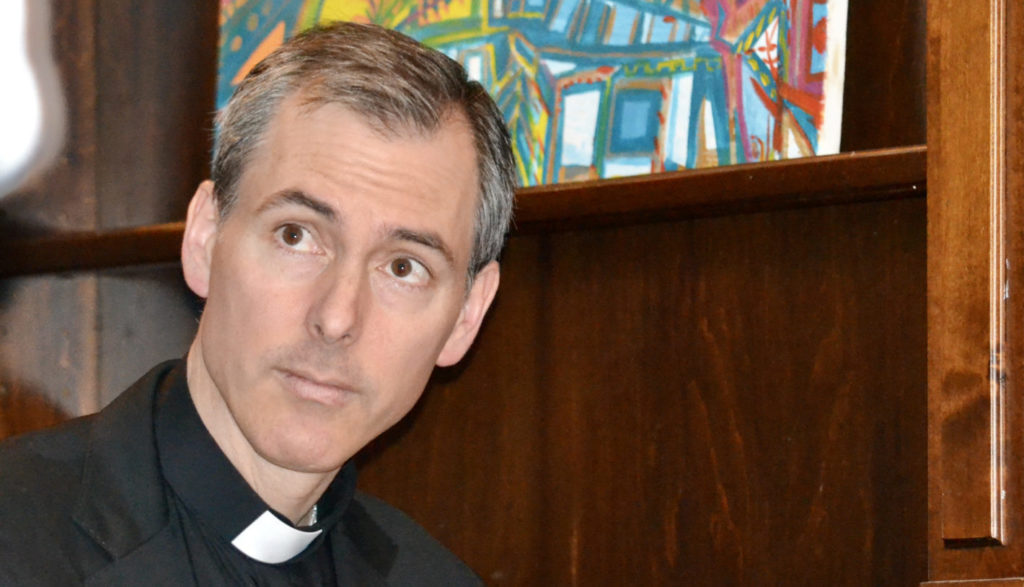 Cristián Sahli, Priester und Schriftsteller: "Heirat und Zölibat sind Wege zum Glück".