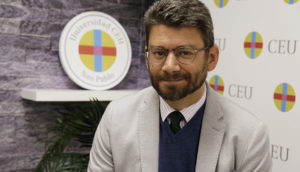 AlejandroRodríguezdelaPeña s'est réveillé.