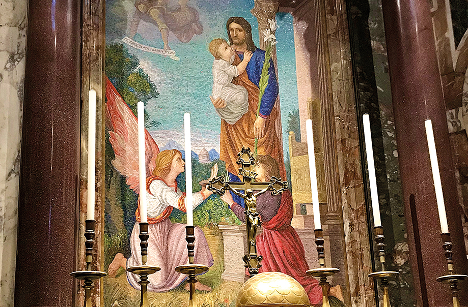 San José, patrono de la Iglesia universal, en la basílica vaticana
