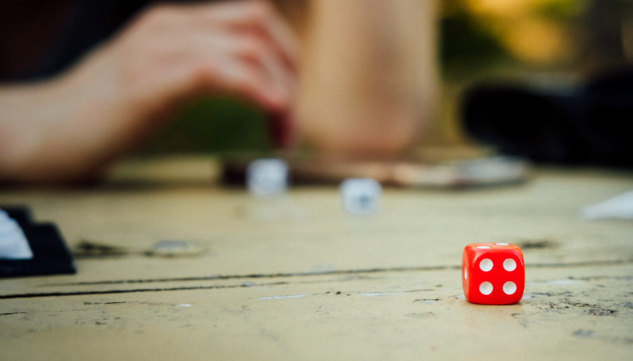 «Amistad y confidencias», un juego con mucho fondo