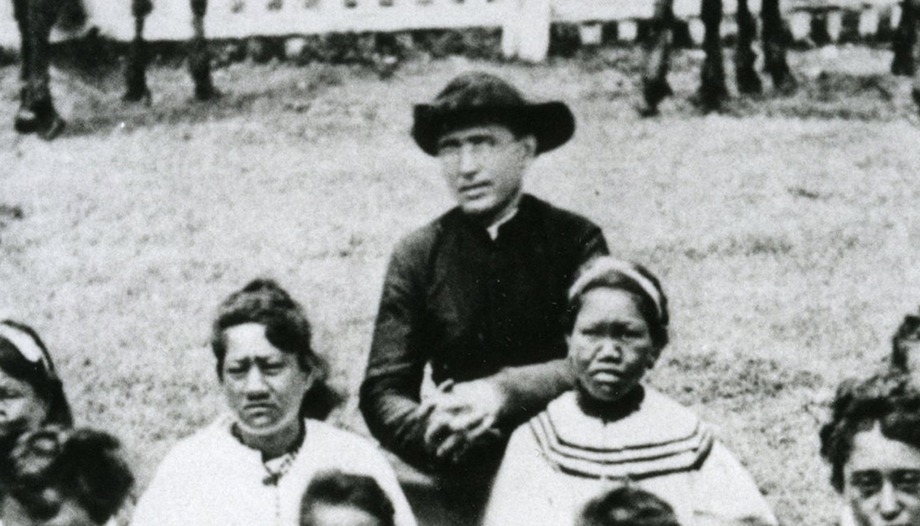 Père Damien