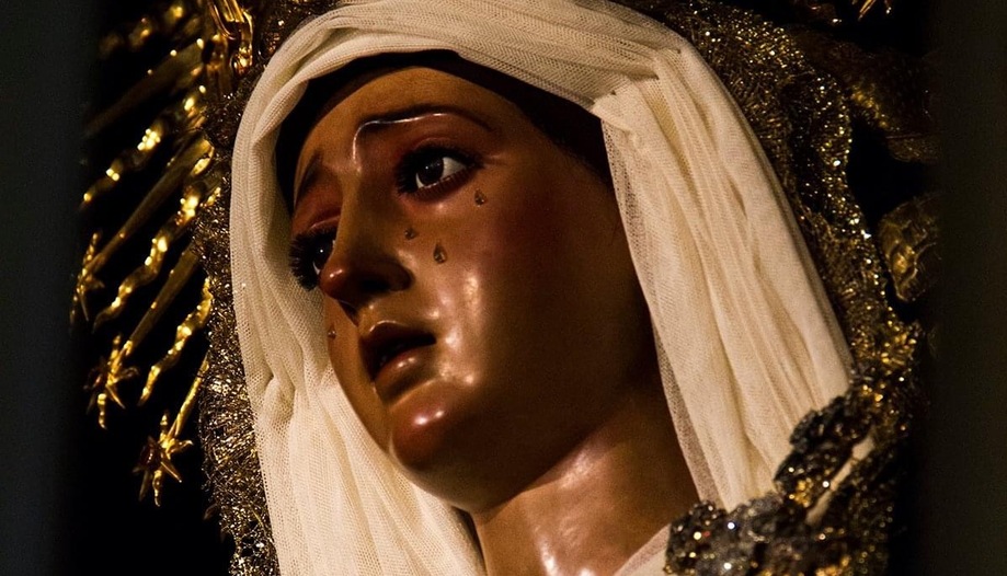 Mary, the true way to beauty