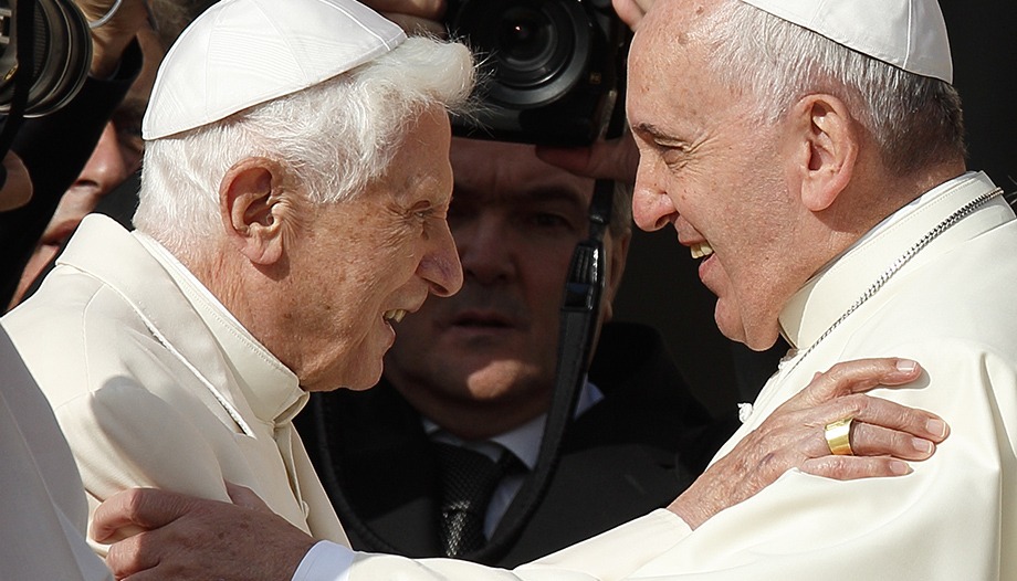 benedict XVI pope francisco