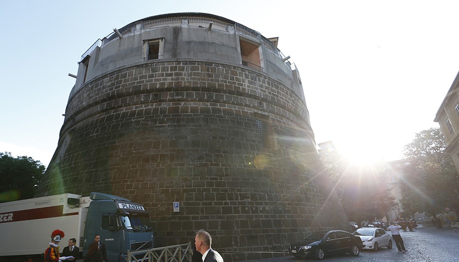 El Papa reitera: los bienes de la Santa Sede tienen destinación universal