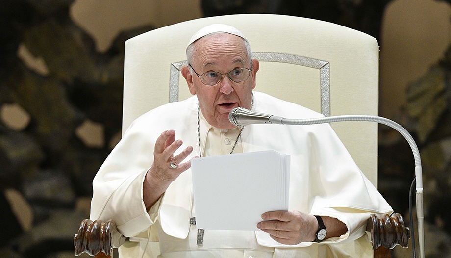 El Papa llama a un alto el fuego en Ucrania al comenzar la Cuaresma