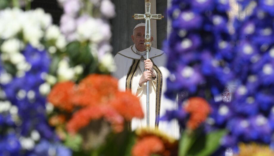 El Papa ve en Pascua “signos de esperanza”, pero insta a “senderos de paz»
