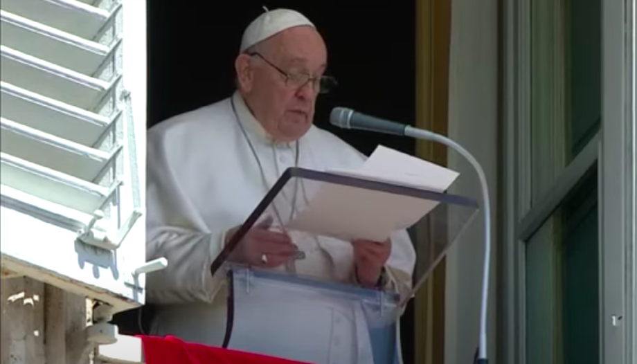 El Papa defiende a san Juan Pablo II de “suposiciones sin fundamento»