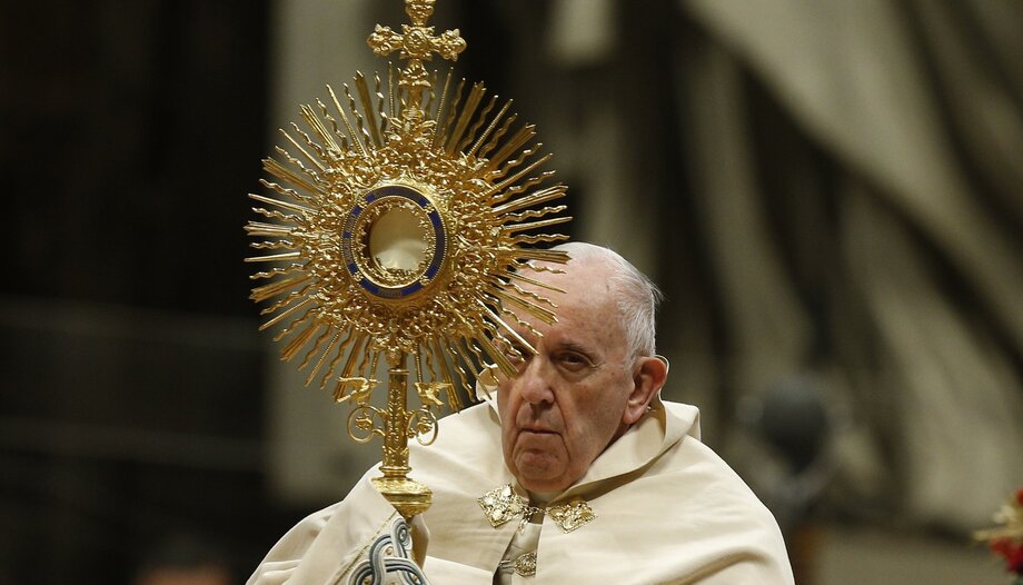 Corrado Maggioni : "Marie nous conduit à l'Eucharistie".