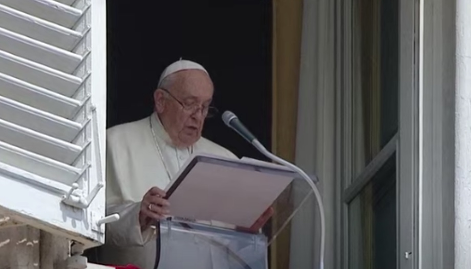 Jésus marche à nos côtés, encourage le pape "heureux" de se rendre en Mongolie
