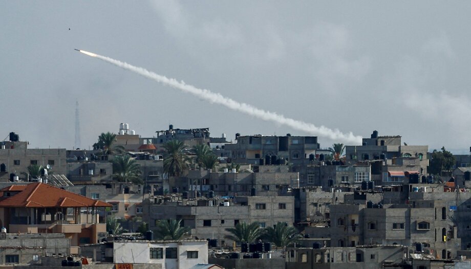 "Stop agli attacchi e alle armi in Israele e Palestina", chiede il Papa
