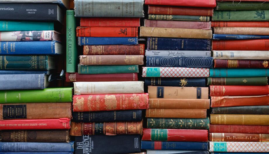 Libri religiosi aperti LIBER 2023