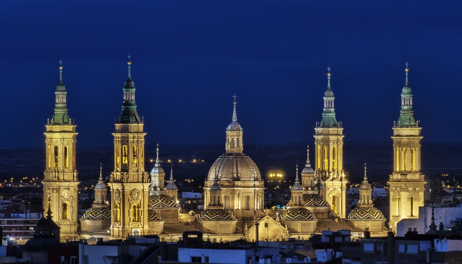 El Pilar: basilica e cattedrale