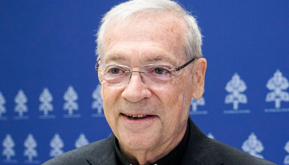 Cardinal Agostino Marchetto: "A person who does not accept the Pope and the Second Vatican Council places himself outside the Church".