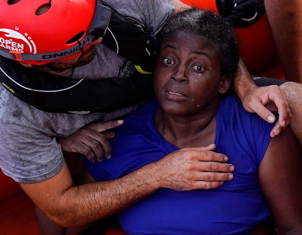 Migrante salvato in mare