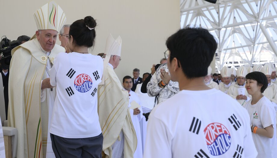 Keys to World Youth Day in Seoul: Unity and Hope