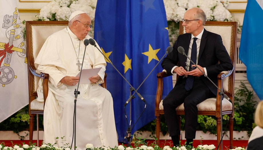 Pope considers Luxembourg key to "building a united Europe".