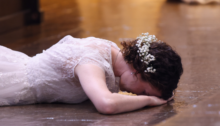 What is a consecrated virgin?
