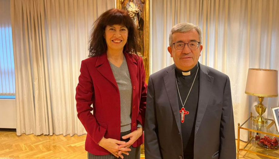 Msgr. Luis Argüello: the Church does not support "conversion therapies".