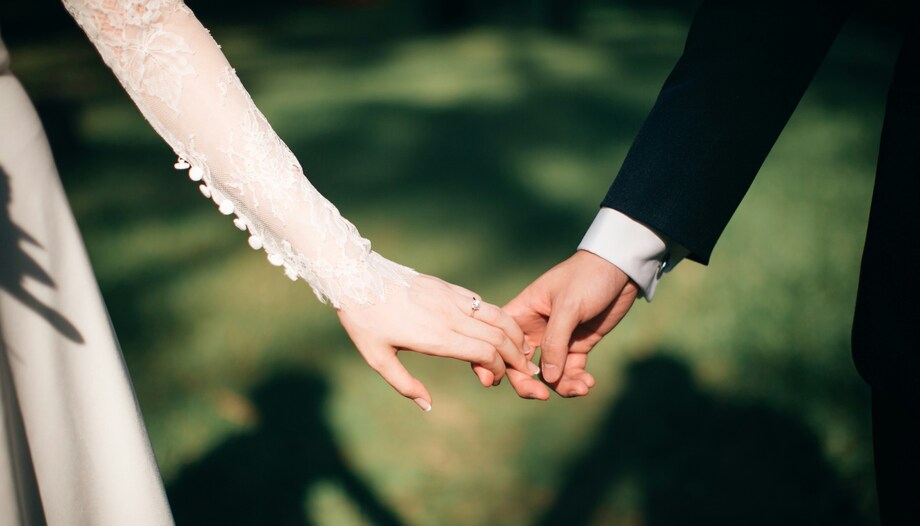 Catholic Men and Women Want Marriage—So Why Aren’t They Finding Each Other?