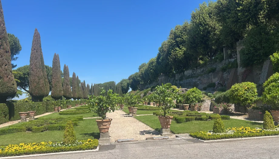 León XIV veraneará en Castel Gandolfo