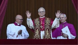 Papa Leão XIV, 8 de maio, primeira saudação de paz.