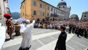 Saudação do Papa no Angelus em Castel Gandolfo, 20 de julho de 2025
