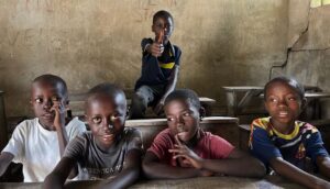 Friends of Mongole a pour objectif de scolariser les enfants de la République démocratique du Congo.