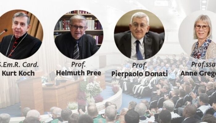 Il cardinale Koch e altri tre intellettuali ricevono il dottorato onorario dalla Santa Croce.