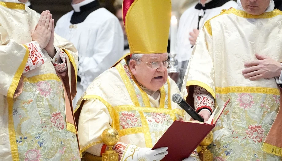 Il cardinale Raymond Burke