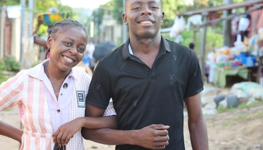 Ruth and Fils, from the documentary Kobotama Lisusu, from Friends of Monkole.