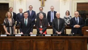 Premios Razón Abierta, con el card. Koch.