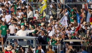 Young people with the Pope in Tor Vergata 2025