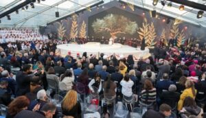 Pope Leo XIV with religions.