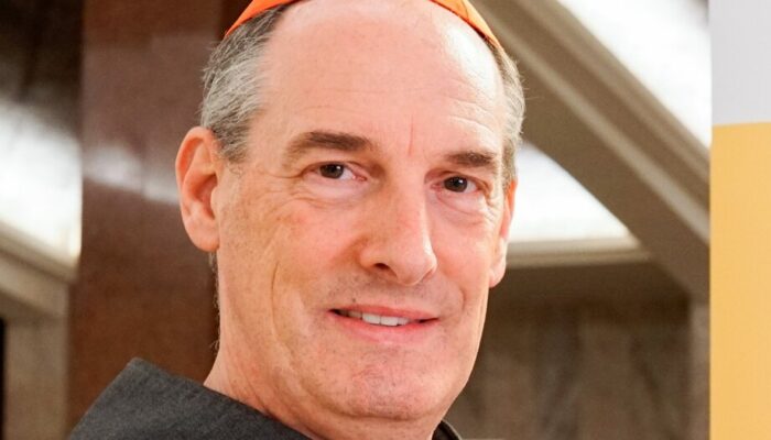 Cardinal Bustillo: “Priests have to take care of health and joy”.”