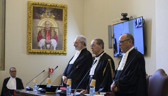 El tribunal de apelación del Vaticano anula parcialmente el juicio contra Becciu