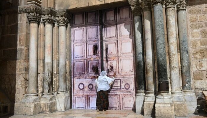 El Papa conversa con Herzog y Zelensky el  Viernes Santo, y urge a la paz