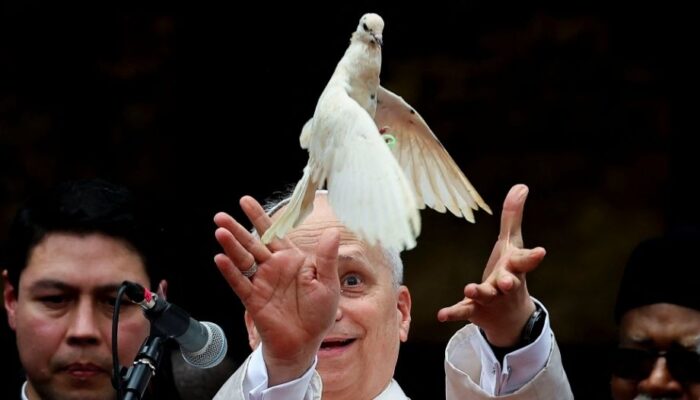 “It's time to rebuild and compose unity,” pope tells Cameroon