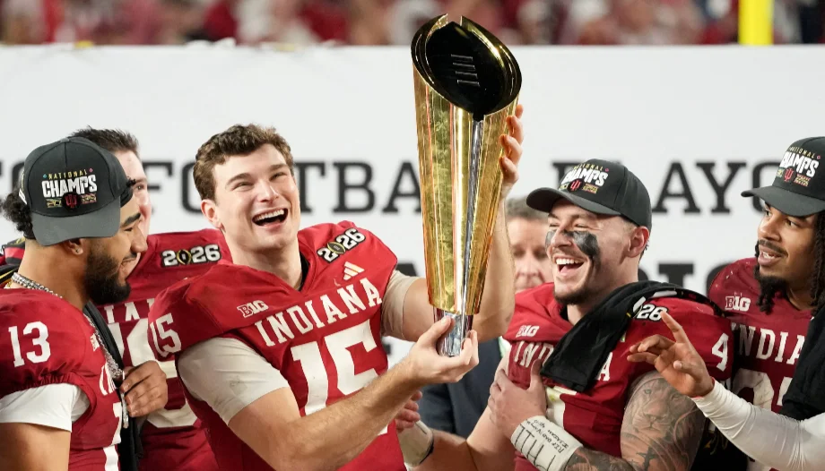 El testimonio cristiano del número 1 del "draft" de la NFL, Fernando Mendo